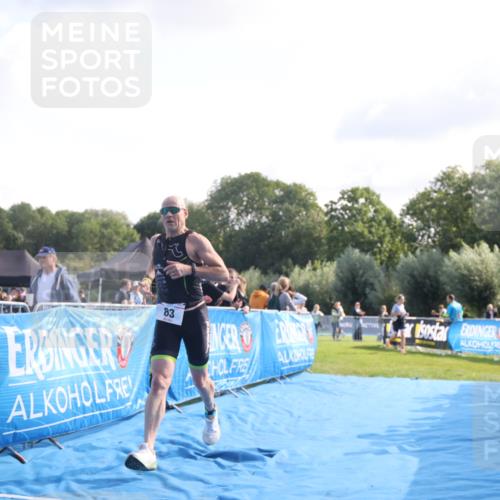 25.08.2024 - Elbe Triathlon Hamburg H.Heesch http://msf.ph/oto/6844507 25.08.2024 10:34:45 Ziel 83, 184 meine-sportfotos.de