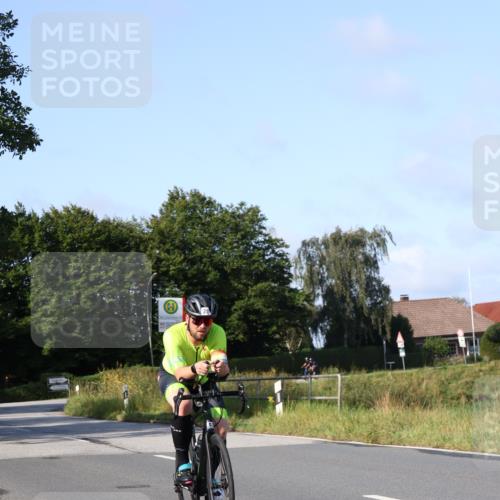 25.08.2024 - Elbe Triathlon Hamburg Fuchs,  Jonas http://msf.ph/oto/6844529 25.08.2024 09:43:59 Radfahren 270, 341, 251, 528 meine-sportfotos.de
