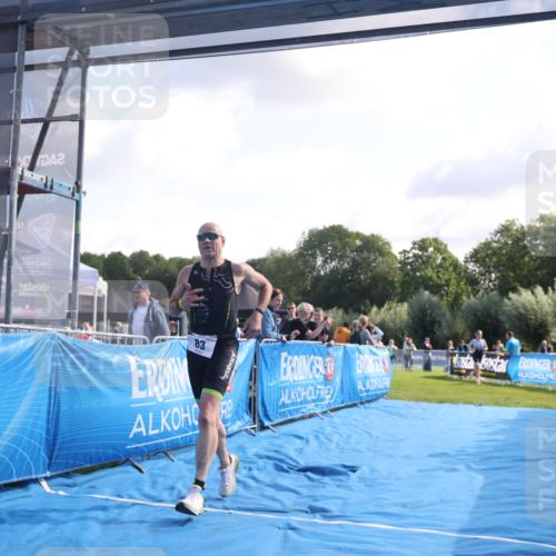 25.08.2024 - Elbe Triathlon Hamburg H.Heesch http://msf.ph/oto/6844538 25.08.2024 10:34:46 Ziel 83, 184 meine-sportfotos.de