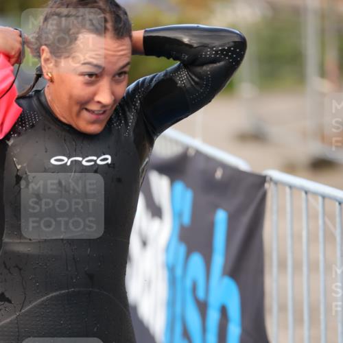 25.08.2024 - Elbe Triathlon Hamburg H.Heesch http://msf.ph/oto/6844547 25.08.2024 08:47:04 Schwimmen 125, 146, 193, 198 meine-sportfotos.de