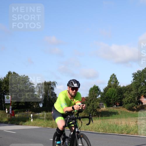 25.08.2024 - Elbe Triathlon Hamburg Fuchs,  Jonas http://msf.ph/oto/6844548 25.08.2024 09:43:59 Radfahren 270, 341, 251, 528 meine-sportfotos.de