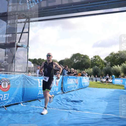 25.08.2024 - Elbe Triathlon Hamburg H.Heesch http://msf.ph/oto/6844549 25.08.2024 10:34:46 Ziel 83, 184 meine-sportfotos.de