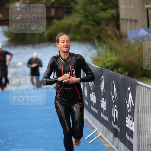 25.08.2024 - Elbe Triathlon Hamburg H.Heesch http://msf.ph/oto/6844582 25.08.2024 08:47:10 Schwimmen 125, 146, 193, 194, 198 meine-sportfotos.de