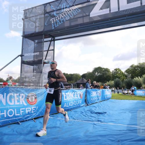 25.08.2024 - Elbe Triathlon Hamburg H.Heesch http://msf.ph/oto/6844583 25.08.2024 10:34:46 Ziel 83, 184 meine-sportfotos.de