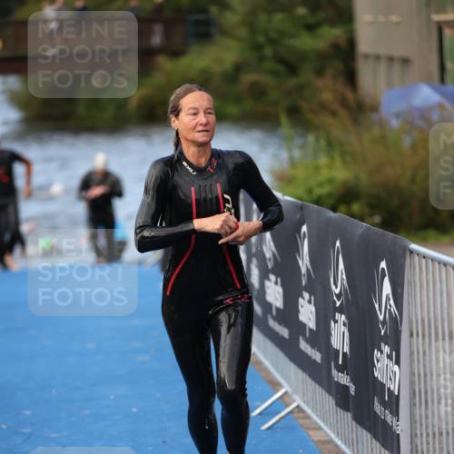 25.08.2024 - Elbe Triathlon Hamburg H.Heesch http://msf.ph/oto/6844593 25.08.2024 08:47:10 Schwimmen 125, 146, 193, 194, 198 meine-sportfotos.de