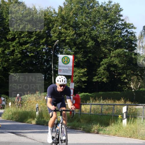 25.08.2024 - Elbe Triathlon Hamburg Fuchs,  Jonas http://msf.ph/oto/6844594 25.08.2024 09:44:23 Radfahren 249, 396, 242, 231, 384 meine-sportfotos.de