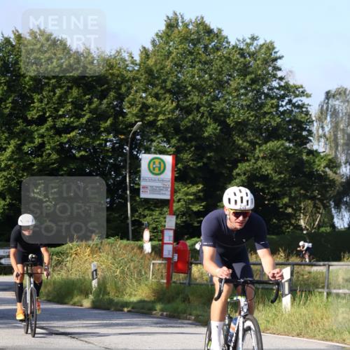 25.08.2024 - Elbe Triathlon Hamburg Fuchs,  Jonas http://msf.ph/oto/6844600 25.08.2024 09:44:23 Radfahren 249, 396, 242, 231, 384 meine-sportfotos.de