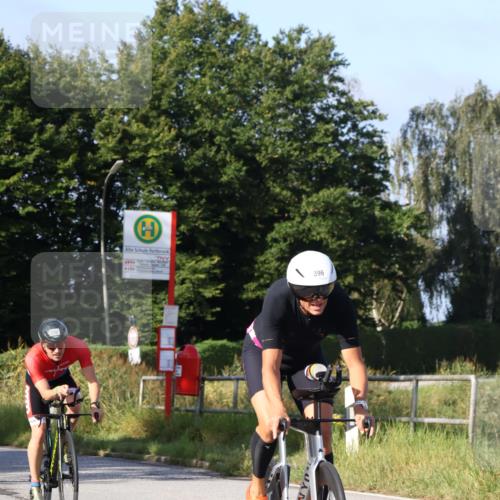 25.08.2024 - Elbe Triathlon Hamburg Fuchs,  Jonas http://msf.ph/oto/6844616 25.08.2024 09:44:24 Radfahren 249, 396, 242, 231, 384, 290 meine-sportfotos.de