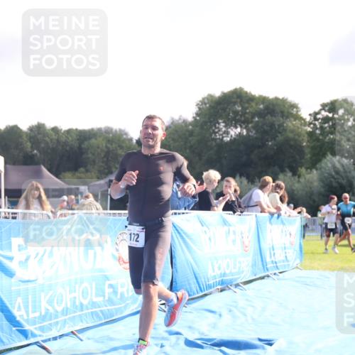 25.08.2024 - Elbe Triathlon Hamburg H.Heesch http://msf.ph/oto/6844638 25.08.2024 10:35:08 Ziel 169, 172 meine-sportfotos.de