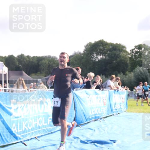 25.08.2024 - Elbe Triathlon Hamburg H.Heesch http://msf.ph/oto/6844643 25.08.2024 10:35:08 Ziel 169, 172 meine-sportfotos.de