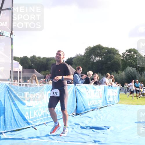 25.08.2024 - Elbe Triathlon Hamburg H.Heesch http://msf.ph/oto/6844658 25.08.2024 10:35:09 Ziel 169, 172 meine-sportfotos.de