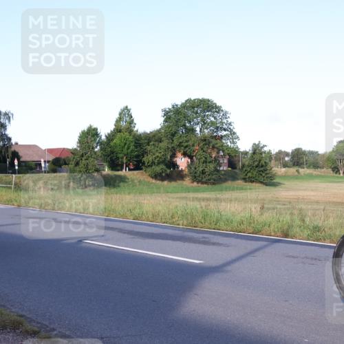 25.08.2024 - Elbe Triathlon Hamburg Fuchs,  Jonas http://msf.ph/oto/6844665 25.08.2024 09:04:05 Radfahren 93, 53, 128, 106 meine-sportfotos.de