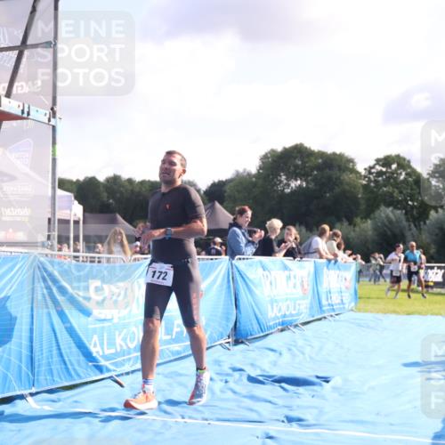 25.08.2024 - Elbe Triathlon Hamburg H.Heesch http://msf.ph/oto/6844666 25.08.2024 10:35:09 Ziel 169, 172 meine-sportfotos.de