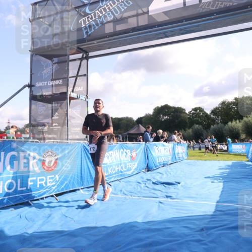 25.08.2024 - Elbe Triathlon Hamburg H.Heesch http://msf.ph/oto/6844712 25.08.2024 10:35:09 Ziel 169, 172 meine-sportfotos.de