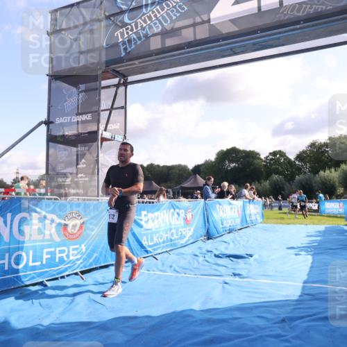 25.08.2024 - Elbe Triathlon Hamburg H.Heesch http://msf.ph/oto/6844735 25.08.2024 10:35:09 Ziel 169, 172 meine-sportfotos.de