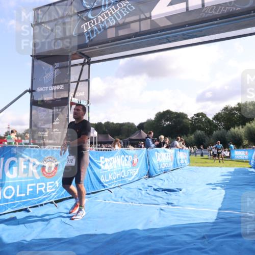 25.08.2024 - Elbe Triathlon Hamburg H.Heesch http://msf.ph/oto/6844746 25.08.2024 10:35:09 Ziel 169, 172 meine-sportfotos.de