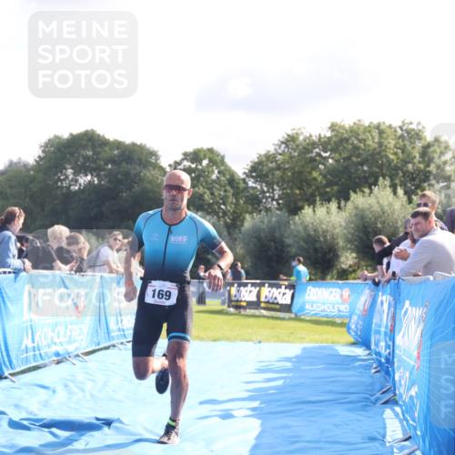 25.08.2024 - Elbe Triathlon Hamburg H.Heesch http://msf.ph/oto/6844770 25.08.2024 10:35:13 Ziel 169, 172 meine-sportfotos.de