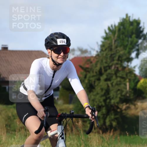 25.08.2024 - Elbe Triathlon Hamburg Fuchs,  Jonas http://msf.ph/oto/6844847 25.08.2024 09:46:56 Radfahren 494, 361, 302, 141 meine-sportfotos.de