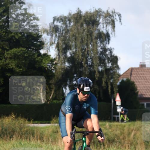25.08.2024 - Elbe Triathlon Hamburg Fuchs,  Jonas http://msf.ph/oto/6844870 25.08.2024 09:47:01 Radfahren 361, 302, 141, 471, 486 meine-sportfotos.de