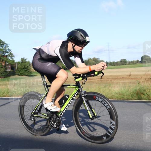 25.08.2024 - Elbe Triathlon Hamburg Fuchs,  Jonas http://msf.ph/oto/6844876 25.08.2024 09:05:01 Radfahren 164 meine-sportfotos.de