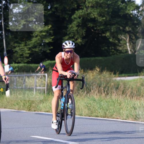 25.08.2024 - Elbe Triathlon Hamburg Fuchs,  Jonas http://msf.ph/oto/6844898 25.08.2024 09:47:08 Radfahren 471, 486, 364, 431 meine-sportfotos.de