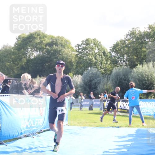25.08.2024 - Elbe Triathlon Hamburg H.Heesch http://msf.ph/oto/6844899 25.08.2024 10:35:47 Ziel 55, 197 meine-sportfotos.de