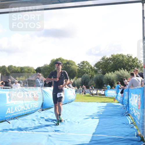25.08.2024 - Elbe Triathlon Hamburg H.Heesch http://msf.ph/oto/6844926 25.08.2024 10:35:48 Ziel 55, 197 meine-sportfotos.de
