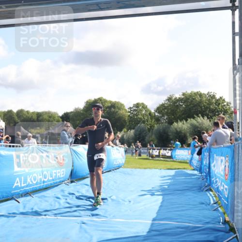 25.08.2024 - Elbe Triathlon Hamburg H.Heesch http://msf.ph/oto/6844930 25.08.2024 10:35:48 Ziel 55, 197 meine-sportfotos.de