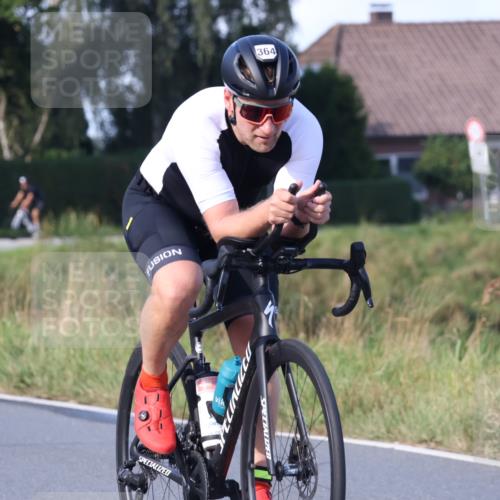 25.08.2024 - Elbe Triathlon Hamburg Fuchs,  Jonas http://msf.ph/oto/6844938 25.08.2024 09:47:10 Radfahren 471, 486, 364, 431 meine-sportfotos.de