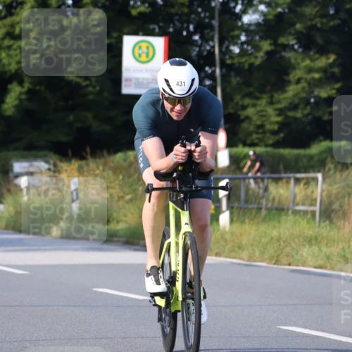 25.08.2024 - Elbe Triathlon Hamburg Fuchs,  Jonas http://msf.ph/oto/6844950 25.08.2024 09:47:12 Radfahren 471, 486, 364, 431, 540, 400, 136 meine-sportfotos.de