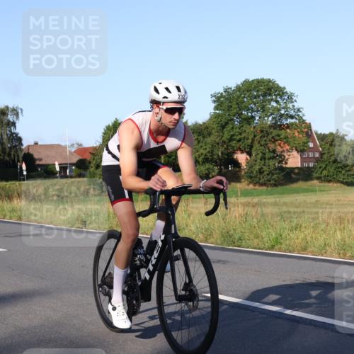 25.08.2024 - Elbe Triathlon Hamburg Fuchs,  Jonas http://msf.ph/oto/6845030 25.08.2024 09:05:41 Radfahren 263, 232 meine-sportfotos.de