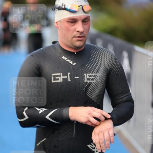 25.08.2024 - Elbe Triathlon Hamburg H.Heesch http://msf.ph/oto/6845046 25.08.2024 08:47:22 Schwimmen 119, 122, 125, 130, 137, 165, 181, 185, 193, 194 meine-sportfotos.de
