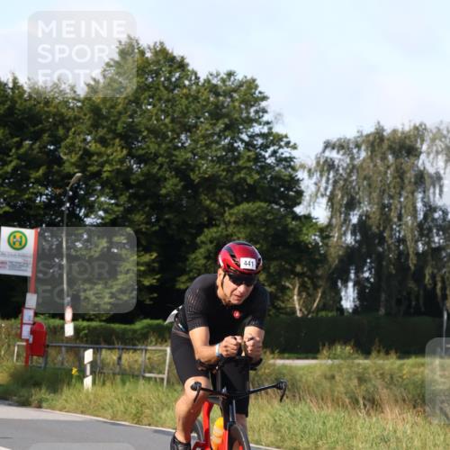 25.08.2024 - Elbe Triathlon Hamburg Fuchs,  Jonas http://msf.ph/oto/6845049 25.08.2024 09:47:25 Radfahren 532, 487, 441, 271, 488, 493, 223, 245 meine-sportfotos.de