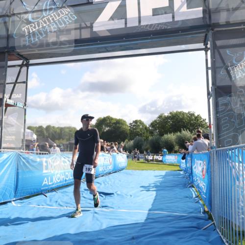25.08.2024 - Elbe Triathlon Hamburg H.Heesch http://msf.ph/oto/6845055 25.08.2024 10:35:49 Ziel 55, 197 meine-sportfotos.de