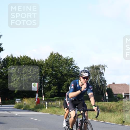 25.08.2024 - Elbe Triathlon Hamburg Fuchs,  Jonas http://msf.ph/oto/6845102 25.08.2024 09:47:28 Radfahren 441, 271, 488, 493, 223, 245 meine-sportfotos.de