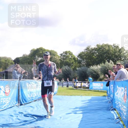 25.08.2024 - Elbe Triathlon Hamburg H.Heesch http://msf.ph/oto/6845182 25.08.2024 10:35:55 Ziel 55, 197 meine-sportfotos.de