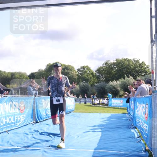 25.08.2024 - Elbe Triathlon Hamburg H.Heesch http://msf.ph/oto/6845204 25.08.2024 10:35:55 Ziel 55, 197 meine-sportfotos.de