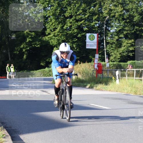 25.08.2024 - Elbe Triathlon Hamburg Fuchs,  Jonas http://msf.ph/oto/6845205 25.08.2024 09:06:03 Radfahren 50, 176 meine-sportfotos.de