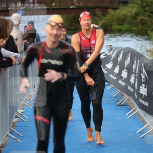 25.08.2024 - Elbe Triathlon Hamburg H.Heesch http://msf.ph/oto/6845247 25.08.2024 08:47:31 Schwimmen 119, 122, 130, 137, 144, 165, 181, 185, 193, 194 meine-sportfotos.de