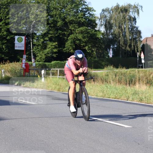 25.08.2024 - Elbe Triathlon Hamburg Fuchs,  Jonas http://msf.ph/oto/6845270 25.08.2024 09:06:11 Radfahren 139 meine-sportfotos.de