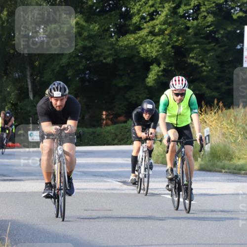 25.08.2024 - Elbe Triathlon Hamburg Fuchs,  Jonas http://msf.ph/oto/6845274 25.08.2024 09:47:54 Radfahren 113, 424, 356, 304, 350, 125, 182, 423 meine-sportfotos.de