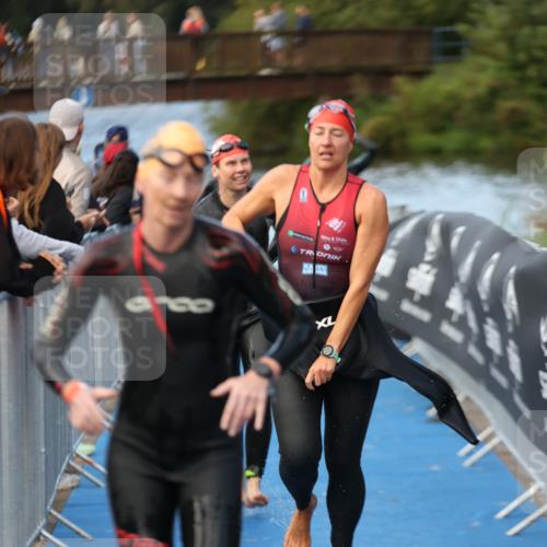 25.08.2024 - Elbe Triathlon Hamburg H.Heesch http://msf.ph/oto/6845279 25.08.2024 08:47:31 Schwimmen 119, 122, 130, 137, 144, 165, 181, 185, 193, 194 meine-sportfotos.de