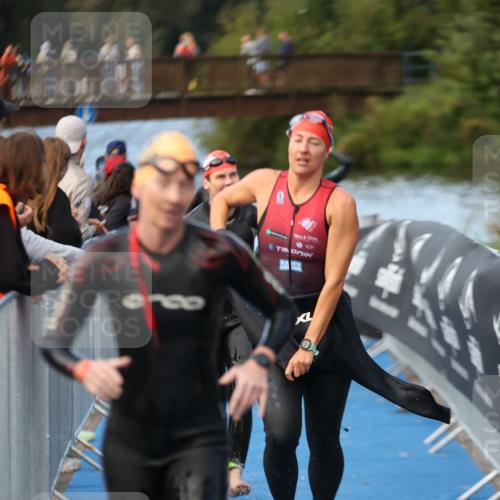 25.08.2024 - Elbe Triathlon Hamburg H.Heesch http://msf.ph/oto/6845285 25.08.2024 08:47:31 Schwimmen 119, 122, 130, 137, 144, 165, 181, 185, 193, 194 meine-sportfotos.de