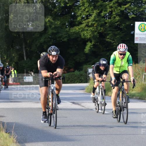 25.08.2024 - Elbe Triathlon Hamburg Fuchs,  Jonas http://msf.ph/oto/6845286 25.08.2024 09:47:54 Radfahren 113, 424, 356, 304, 350, 125, 182, 423 meine-sportfotos.de