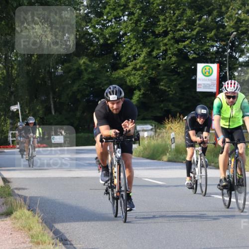 25.08.2024 - Elbe Triathlon Hamburg Fuchs,  Jonas http://msf.ph/oto/6845306 25.08.2024 09:47:55 Radfahren 113, 424, 356, 304, 350, 125, 182, 423 meine-sportfotos.de
