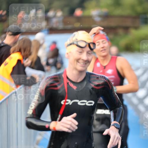 25.08.2024 - Elbe Triathlon Hamburg H.Heesch http://msf.ph/oto/6845310 25.08.2024 08:47:32 Schwimmen 119, 122, 130, 137, 144, 165, 181, 185, 193, 194 meine-sportfotos.de