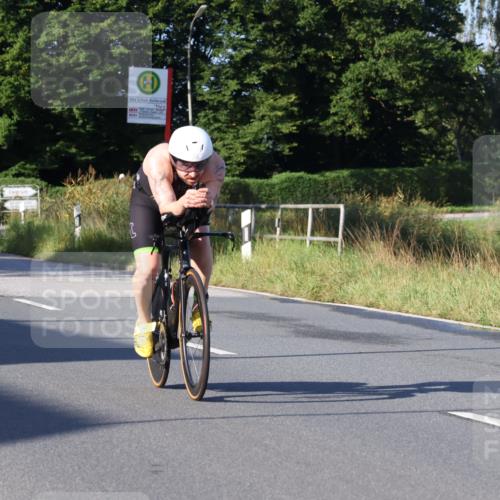 25.08.2024 - Elbe Triathlon Hamburg Fuchs,  Jonas http://msf.ph/oto/6845323 25.08.2024 09:06:29 Radfahren 38, 40 meine-sportfotos.de