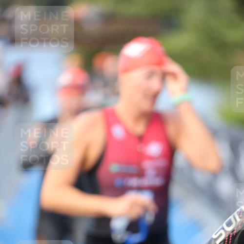 25.08.2024 - Elbe Triathlon Hamburg H.Heesch http://msf.ph/oto/6845332 25.08.2024 08:47:33 Schwimmen 119, 122, 130, 136, 137, 144, 165, 181, 185, 193, 194 meine-sportfotos.de