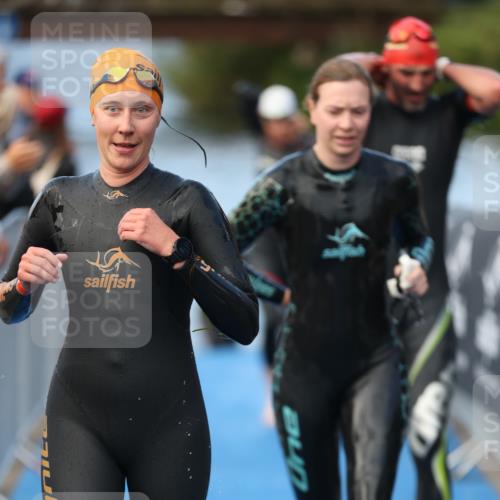 25.08.2024 - Elbe Triathlon Hamburg H.Heesch http://msf.ph/oto/6845374 25.08.2024 08:47:37 Schwimmen 119, 122, 130, 136, 137, 144, 165, 181, 185, 193, 194 meine-sportfotos.de