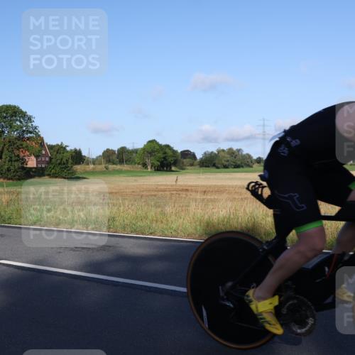25.08.2024 - Elbe Triathlon Hamburg Fuchs,  Jonas http://msf.ph/oto/6845376 25.08.2024 09:06:30 Radfahren 38, 40 meine-sportfotos.de